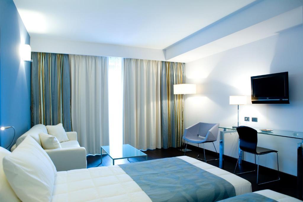 Hotel Napoleon Torre Melissa Zimmer foto